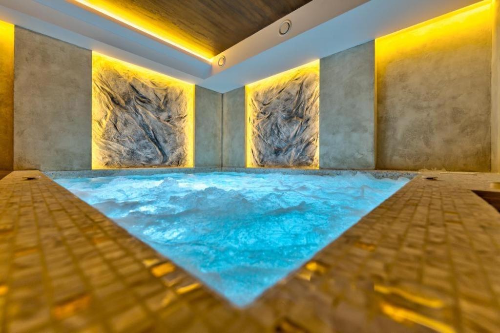 Mans Lux 8 Apartman 兹拉蒂博尔 外观 照片