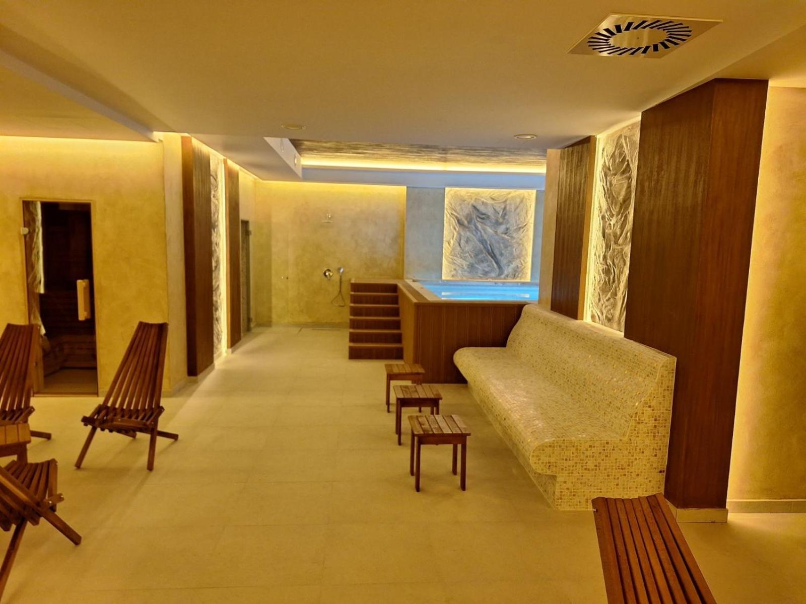 Mans Lux 8 Apartman 兹拉蒂博尔 外观 照片